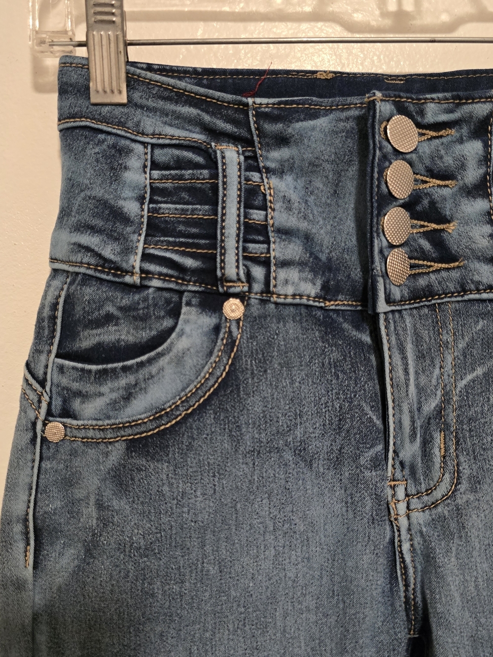 T&Y - High Rise Skinny Jeans - Picture 3 of 11